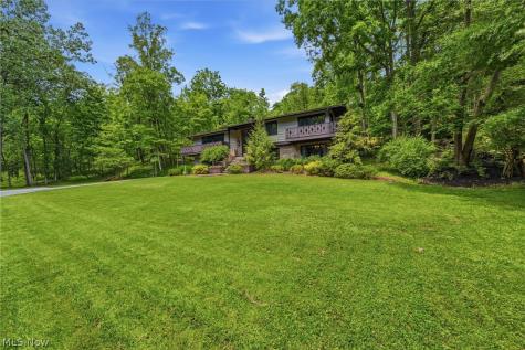 10625 Glen Forest Trail Brecksville OH 44141