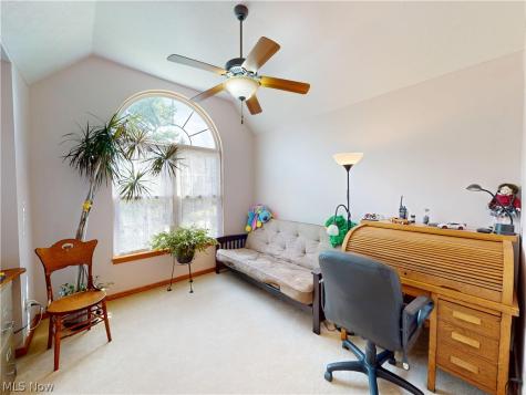 56 Wellesly Boulevard Painesville OH 44077