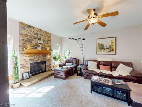 56 Wellesly Boulevard Painesville OH 44077