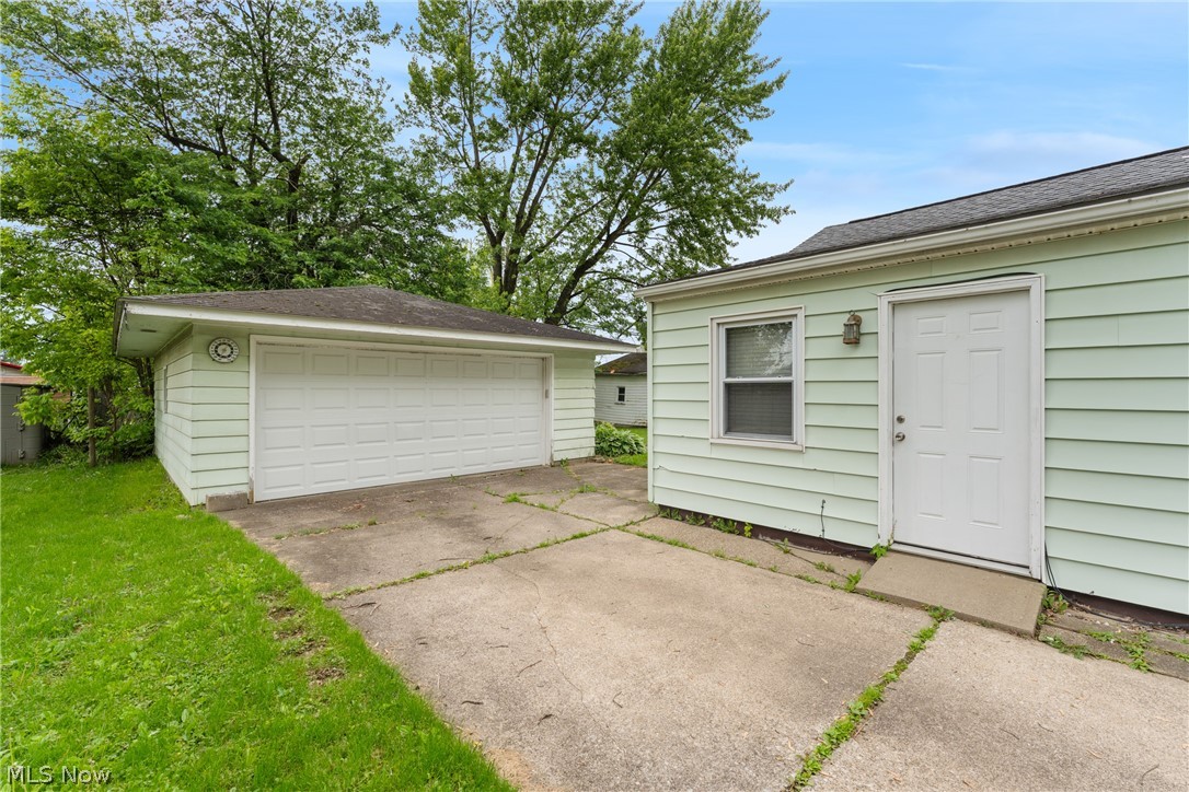 485 Grosvenor Avenue NW Massillon OH 44647