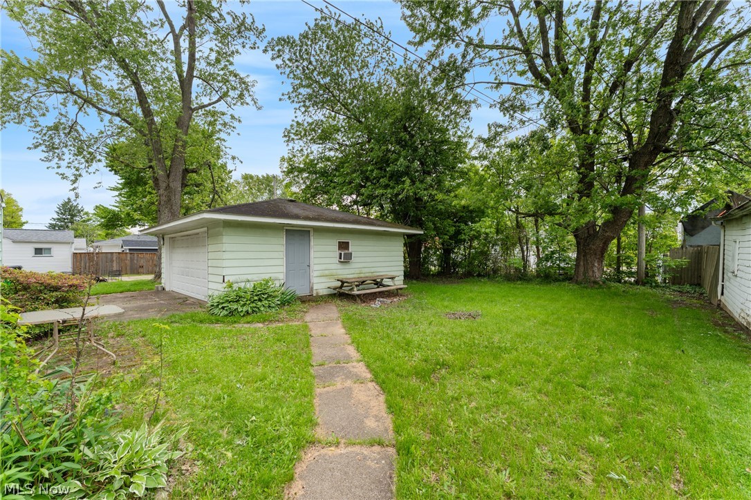 485 Grosvenor Avenue NW Massillon OH 44647