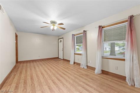 485 Grosvenor Avenue NW Massillon OH 44647