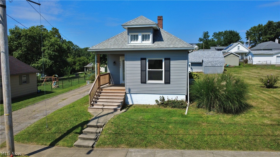363 White Oak Avenue Zanesville OH 43701