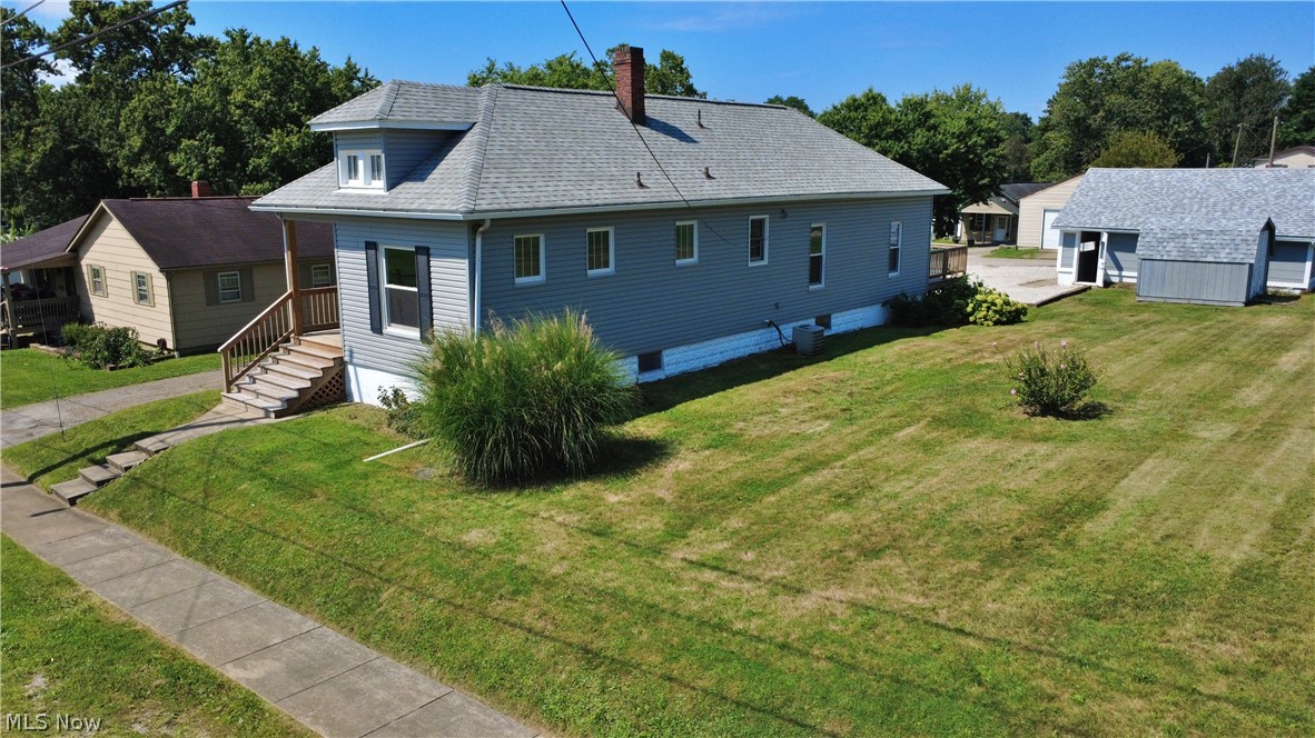 363 White Oak Avenue Zanesville OH 43701