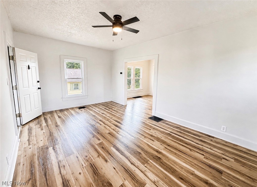 363 White Oak Avenue Zanesville OH 43701