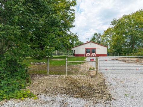 6228 Avon Lake Road Spencer OH 44275