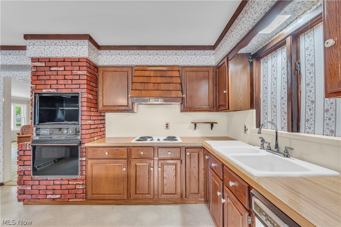 5805 Williamsburg Drive Highland Heights OH 44143
