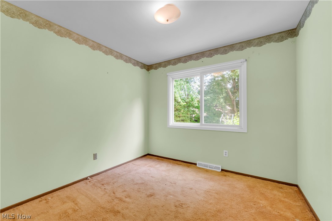 5805 Williamsburg Drive Highland Heights OH 44143