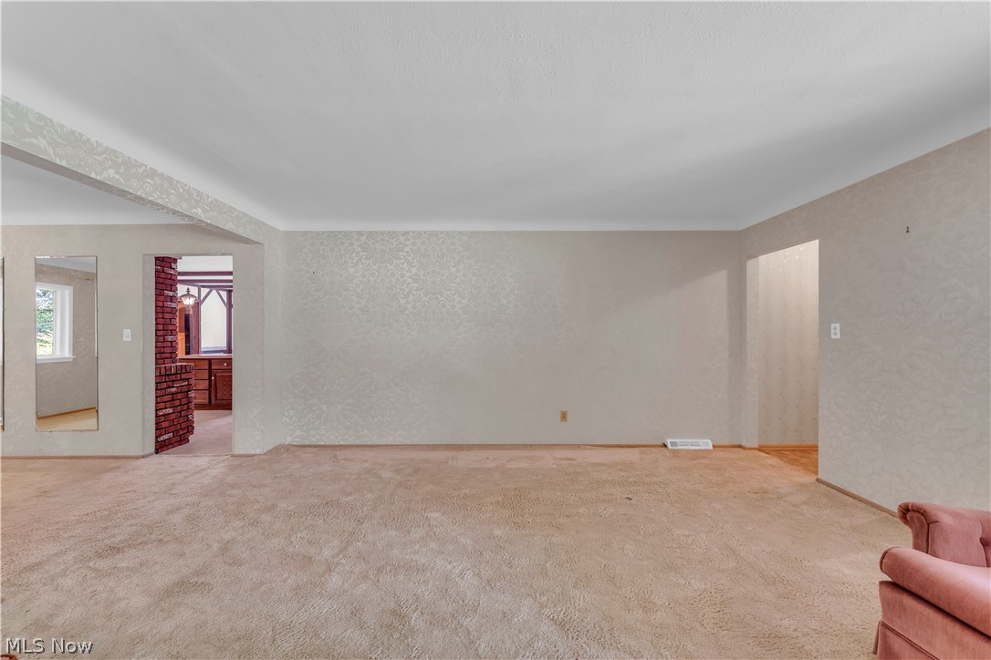 5805 Williamsburg Drive Highland Heights OH 44143