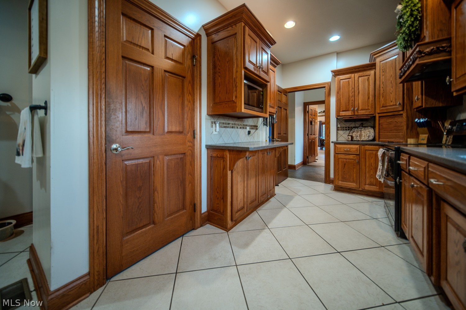 3172 Alexander Road Atwater OH 44201