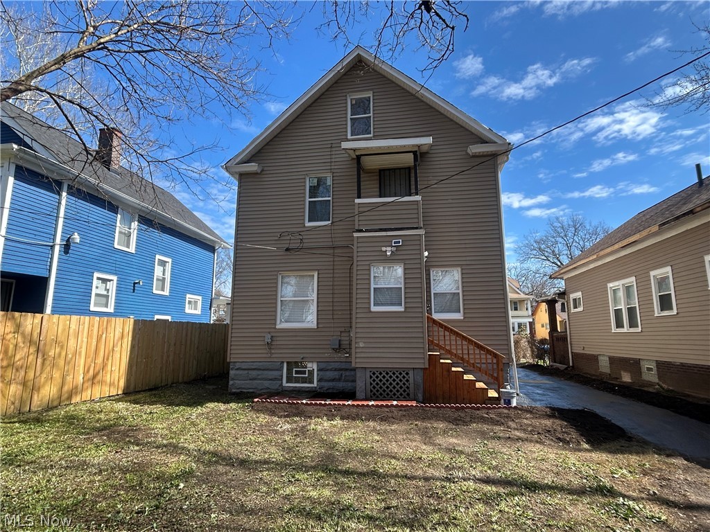 1442 E 133rd Street East Cleveland OH 44112