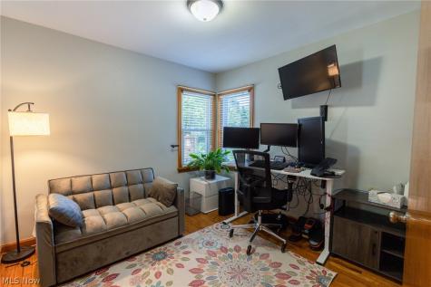 1382 Elmwood Avenue SW North Canton OH 44720