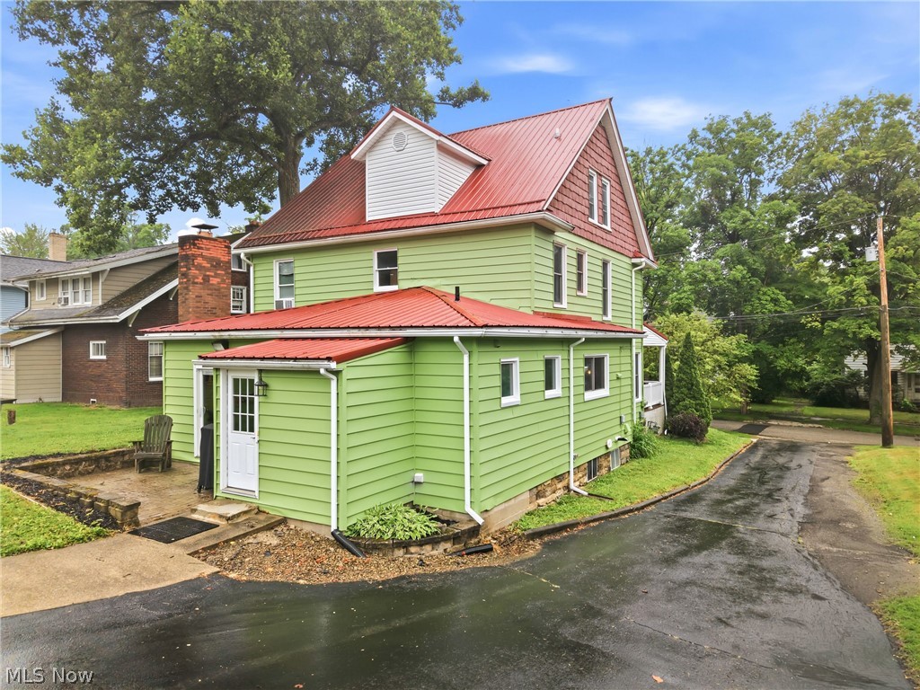 354 W 10th Street Salem OH 44460