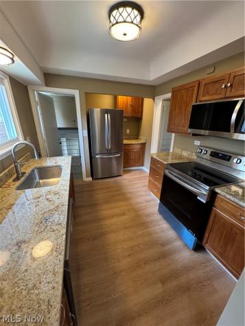 3327 Bradford Road Cleveland Heights OH 44118