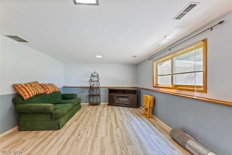 5220 Olive Avenue North Ridgeville OH 44039