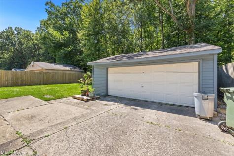 5220 Olive Avenue North Ridgeville OH 44039