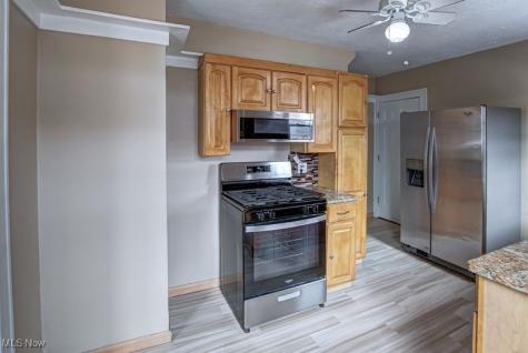 3605 Warren Road Cleveland OH 44111