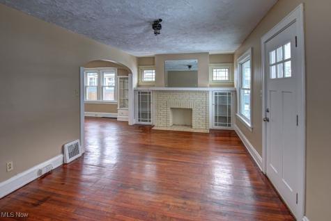 3605 Warren Road Cleveland OH 44111
