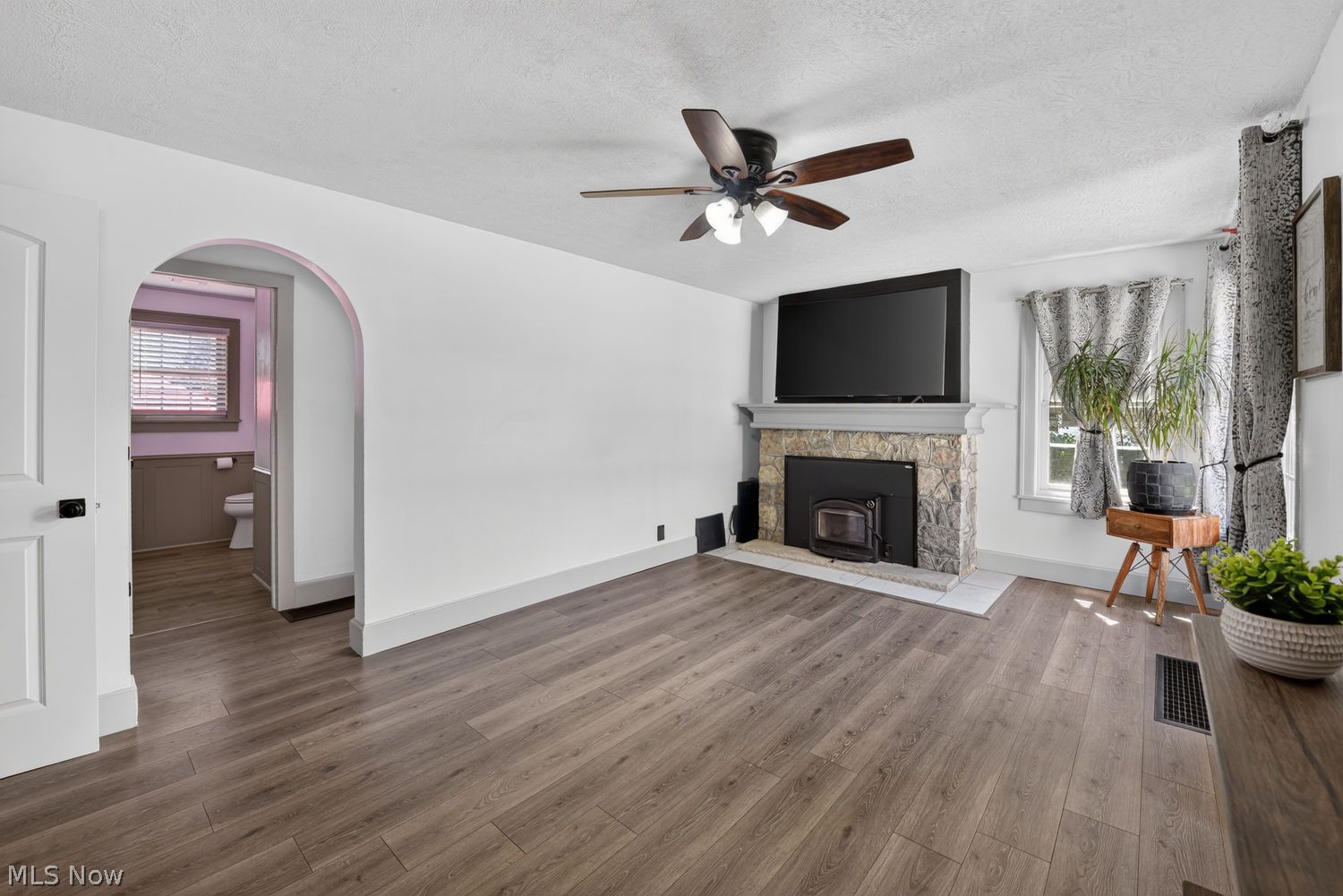 610 Akron Road Wadsworth OH 44281