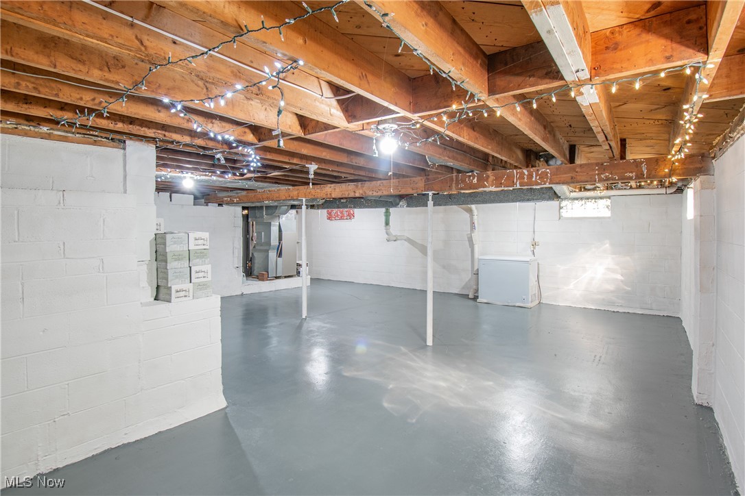 3539 Carper Avenue Akron OH 44312