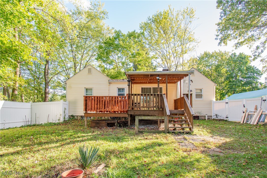 3539 Carper Avenue Akron OH 44312