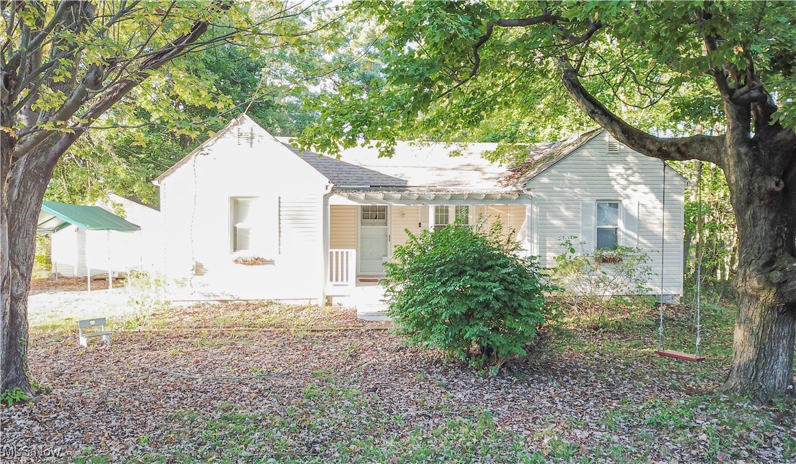 3539 Carper Avenue Akron OH 44312