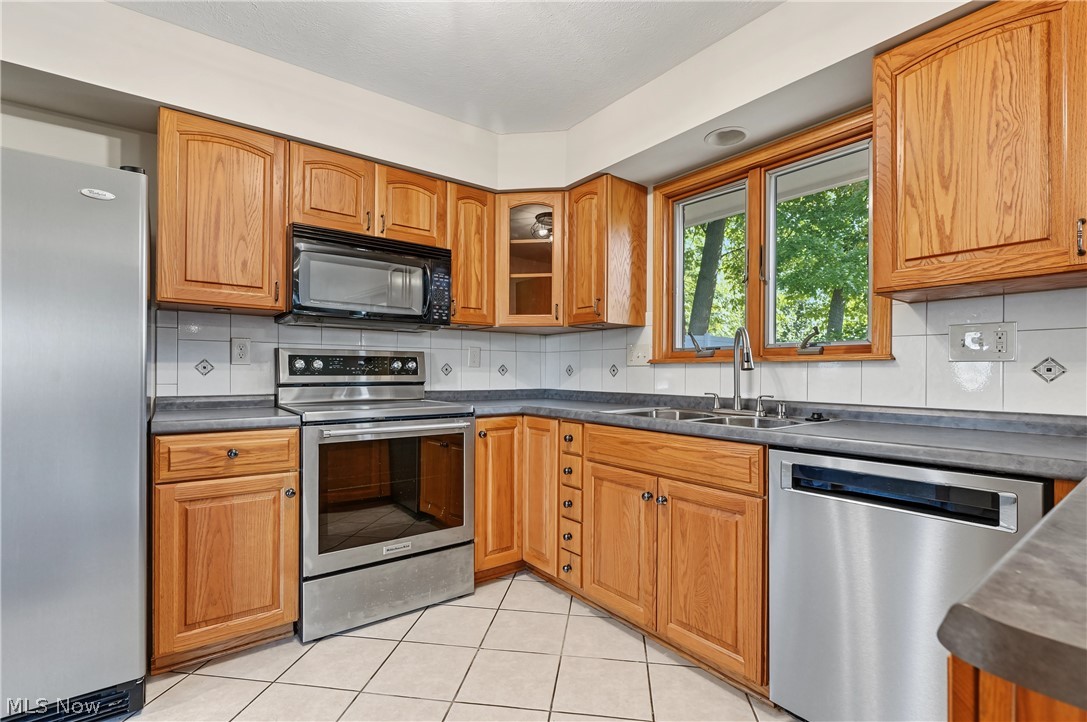 11121 Lafayette Drive NW Canal Fulton OH 44614