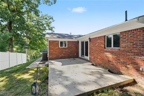 11121 Lafayette Drive NW Canal Fulton OH 44614