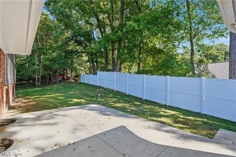 11121 Lafayette Drive NW Canal Fulton OH 44614