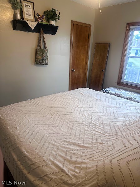 208 E Union Avenue West Lafayette OH 43845