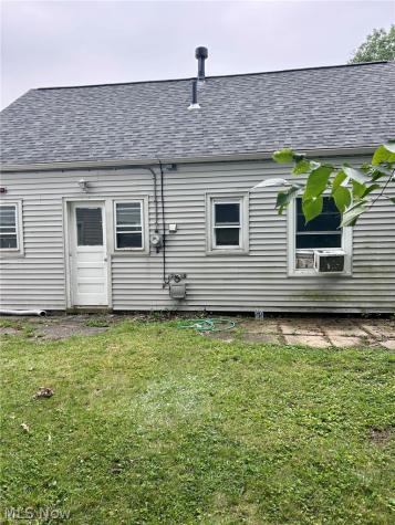 423 Victor Avenue Cuyahoga Falls OH 44221