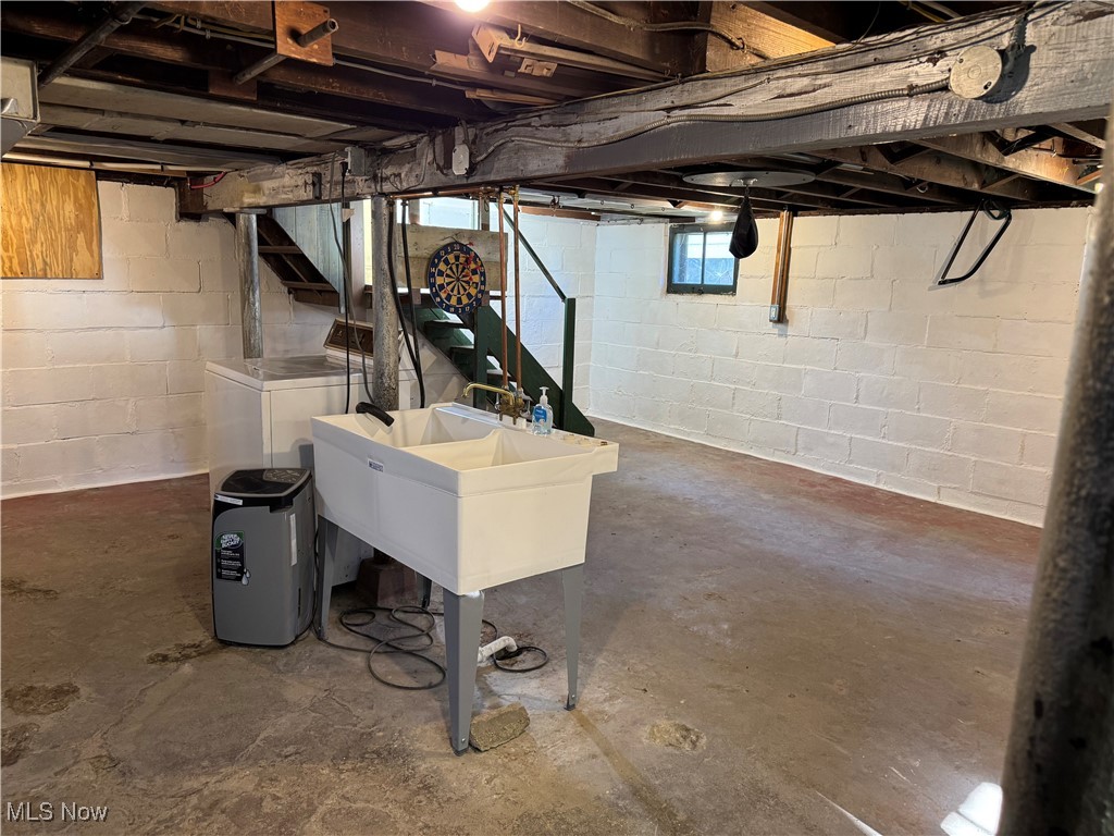 642 Marguerite Avenue Cuyahoga Falls OH 44221