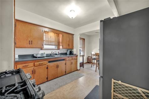 6311 Laverne Avenue Parma OH 44129