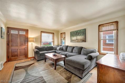 6311 Laverne Avenue Parma OH 44129
