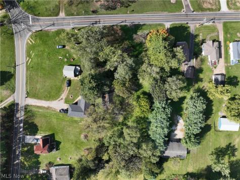 3222 Trump Avenue SE Canton OH 44707