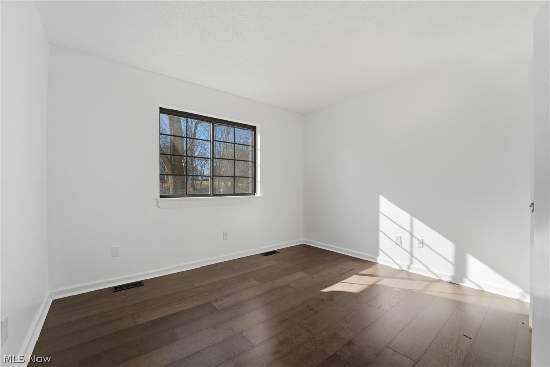 9211 Sugarbush Drive Mentor OH 44060