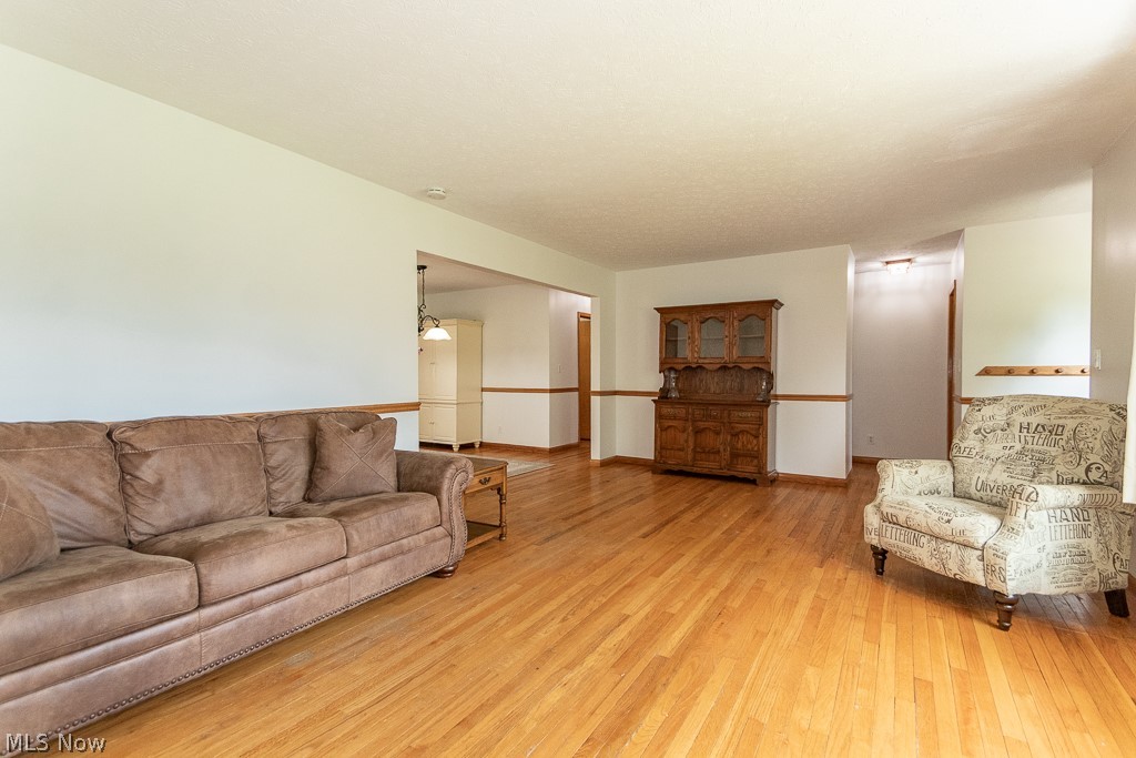 11725 Pekin Road Newbury OH 44065