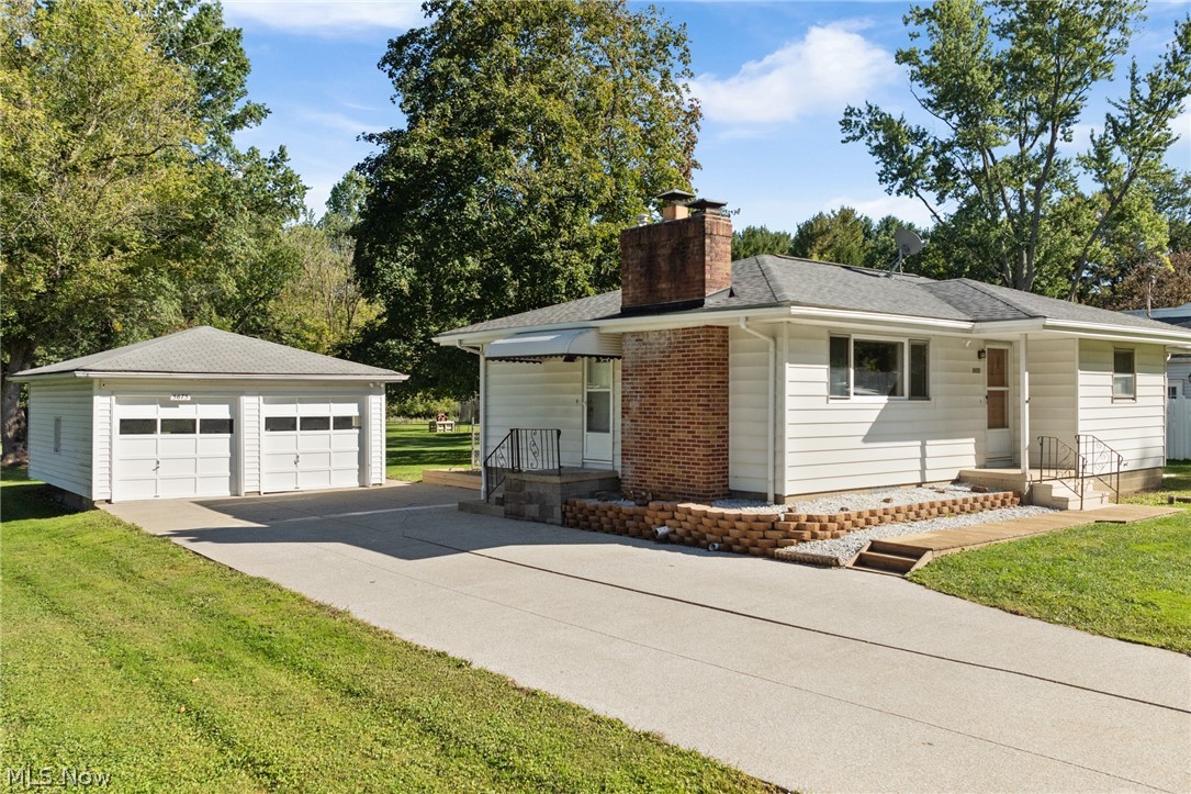 5675 Myers Road New Franklin OH 44319