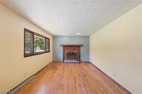 5675 Myers Road New Franklin OH 44319