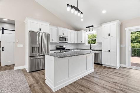 10379 Private Road 275 Millersburg OH 44654