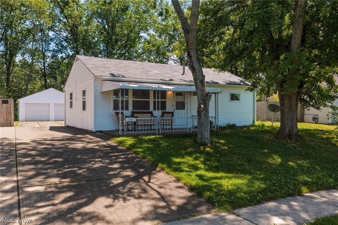 4147 Black River Circle Lorain OH 44055