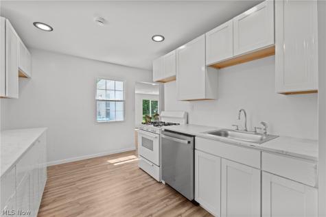 4147 Black River Circle Lorain OH 44055