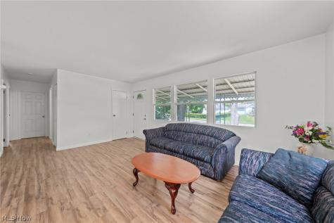 4147 Black River Circle Lorain OH 44055