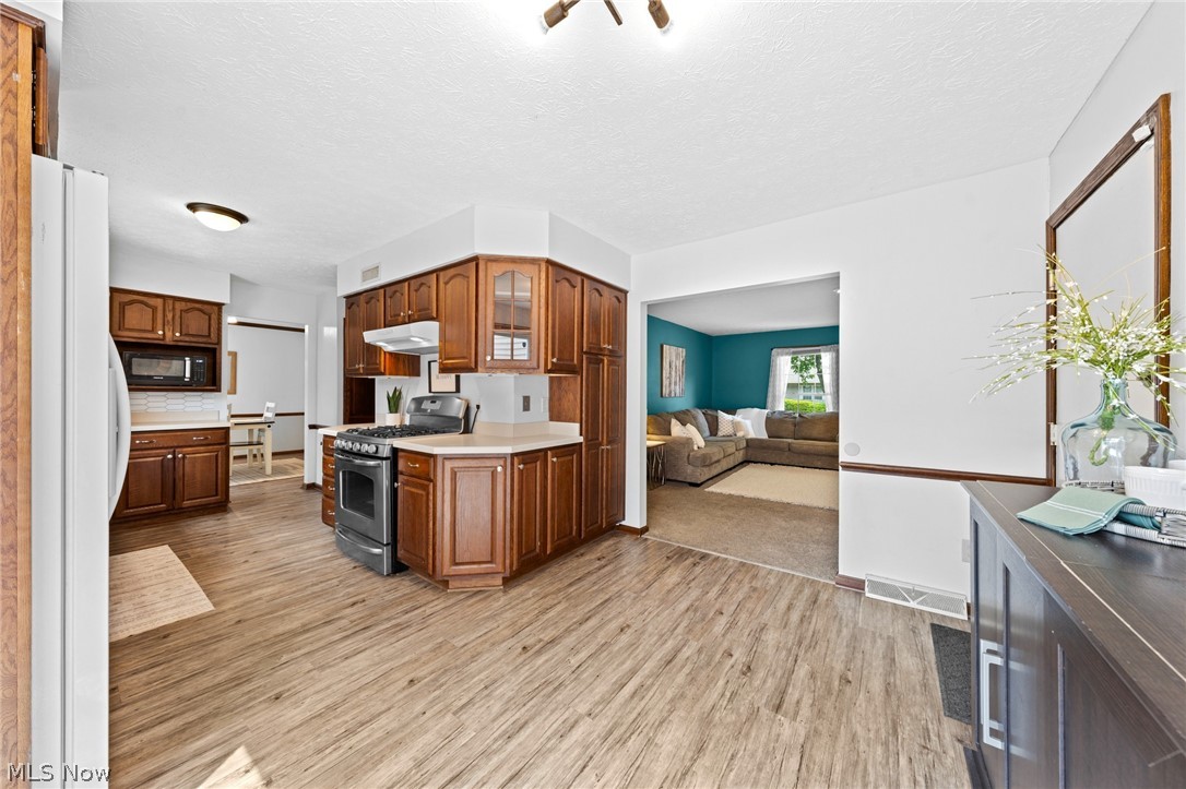 2338 Plymouth Lane Cuyahoga Falls OH 44221