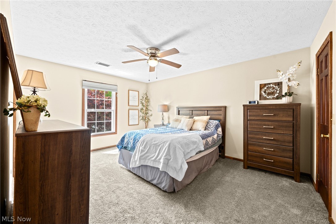 2338 Plymouth Lane Cuyahoga Falls OH 44221