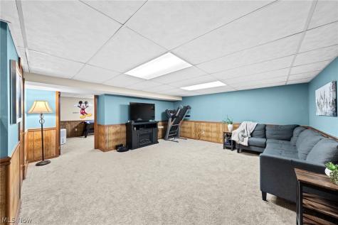2338 Plymouth Lane Cuyahoga Falls OH 44221