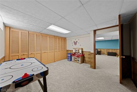 2338 Plymouth Lane Cuyahoga Falls OH 44221