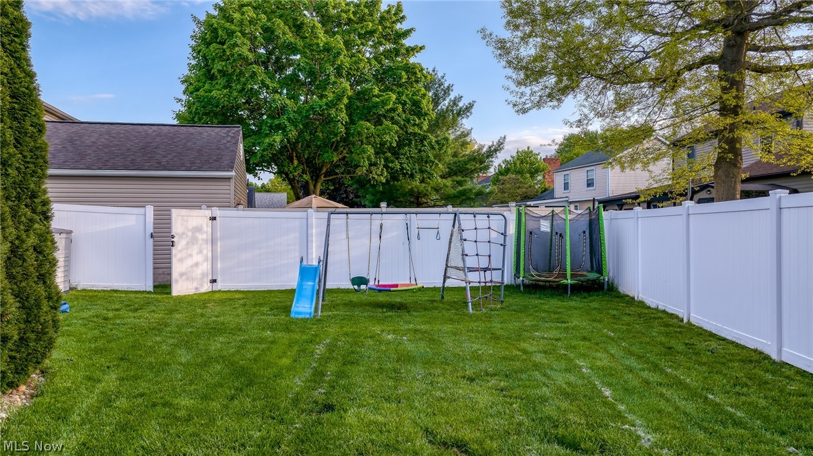 2338 Plymouth Lane Cuyahoga Falls OH 44221