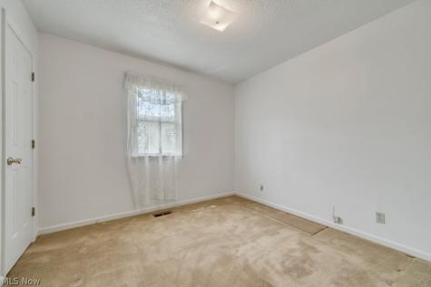 5178 W 151st Street Brook Park OH 44142