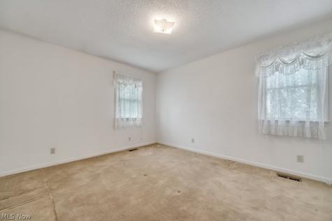 5178 W 151st Street Brook Park OH 44142